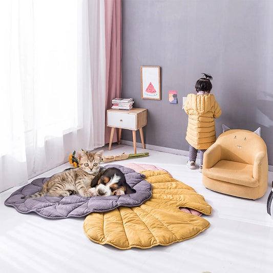 Fashion creativity Leaf Heart-shaped Blanket Carpet Summer For Child And Pet Cat Dog Mat Comfort Throw Mat Home Decor Carpet